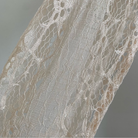 Charlotte Russe Lacey crochet top - size L (fits like medium) - soft blush pink - Picture 2 of 4